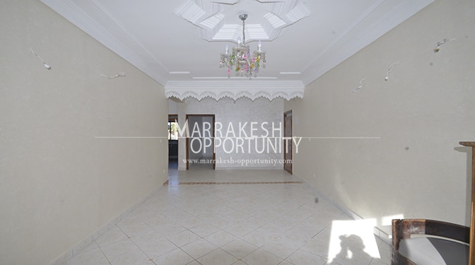 Location appartement vide situé en centre ville