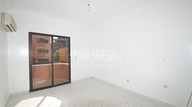 Location appartement vide situé en centre ville