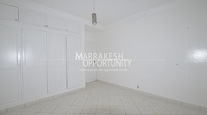 Location appartement vide situé en centre ville