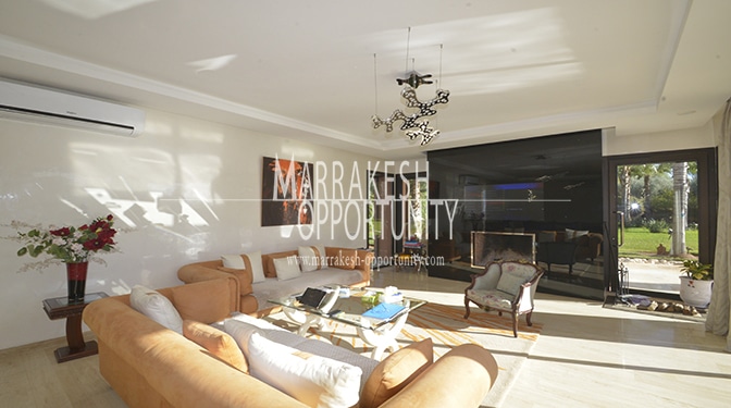 Modern Villa for Sale in Route de l'Ourika