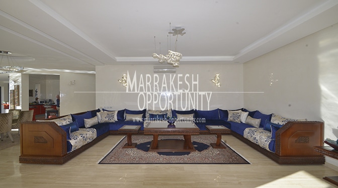 Modern Villa for Sale in Route de l'Ourika