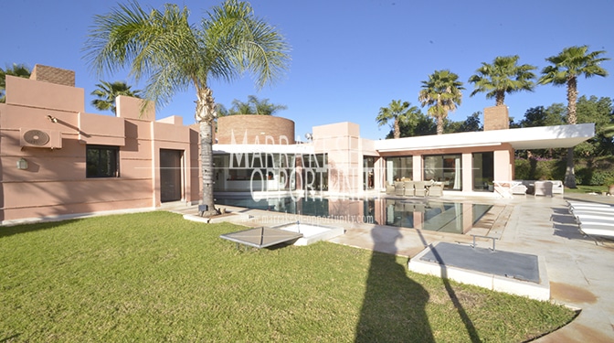 Modern Villa for Sale in Route de l'Ourika