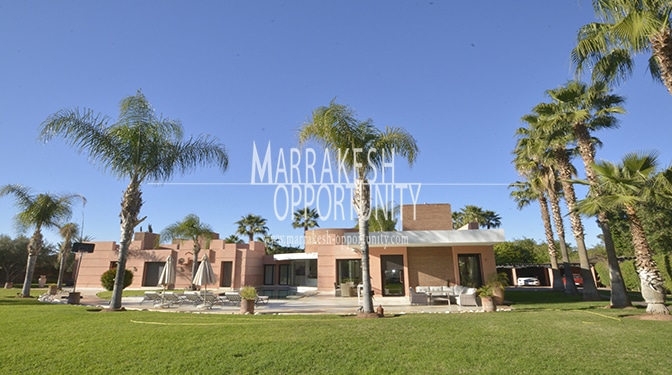 Modern Villa for Sale in Route de l'Ourika