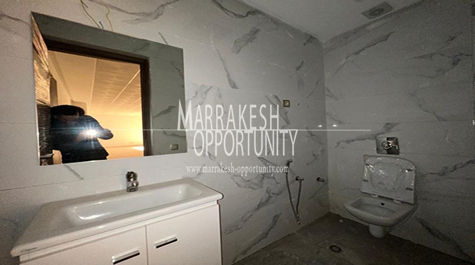 Spacious Commercial Space for Long-term Rental in Gueliz