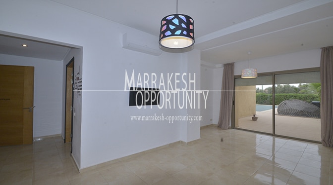 Location villa lumineuse et moderne