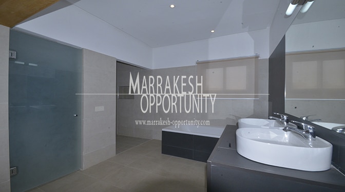 Location villa lumineuse et moderne