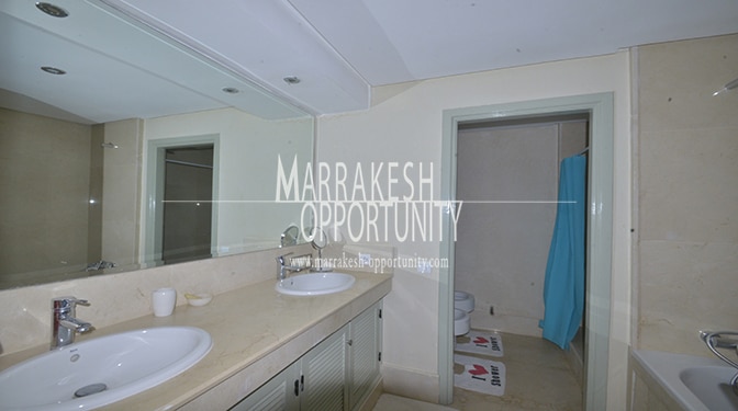 Apartment for Sale with Terrace in Agdal