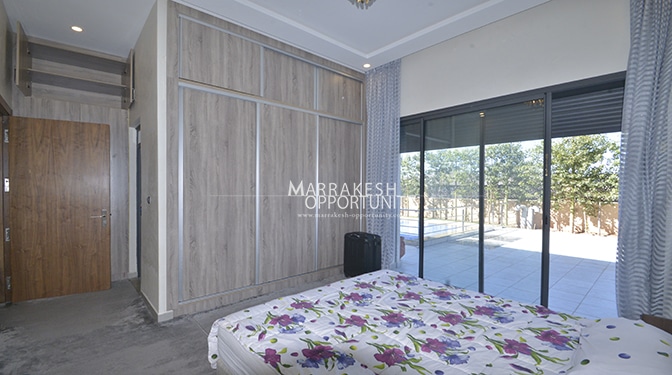 Villa for Sale in Route Casa