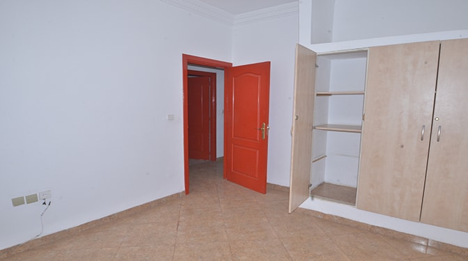 Location appartement vide situé au centre