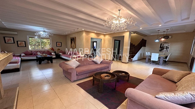 Magnifique petite villa en vente sur Targa