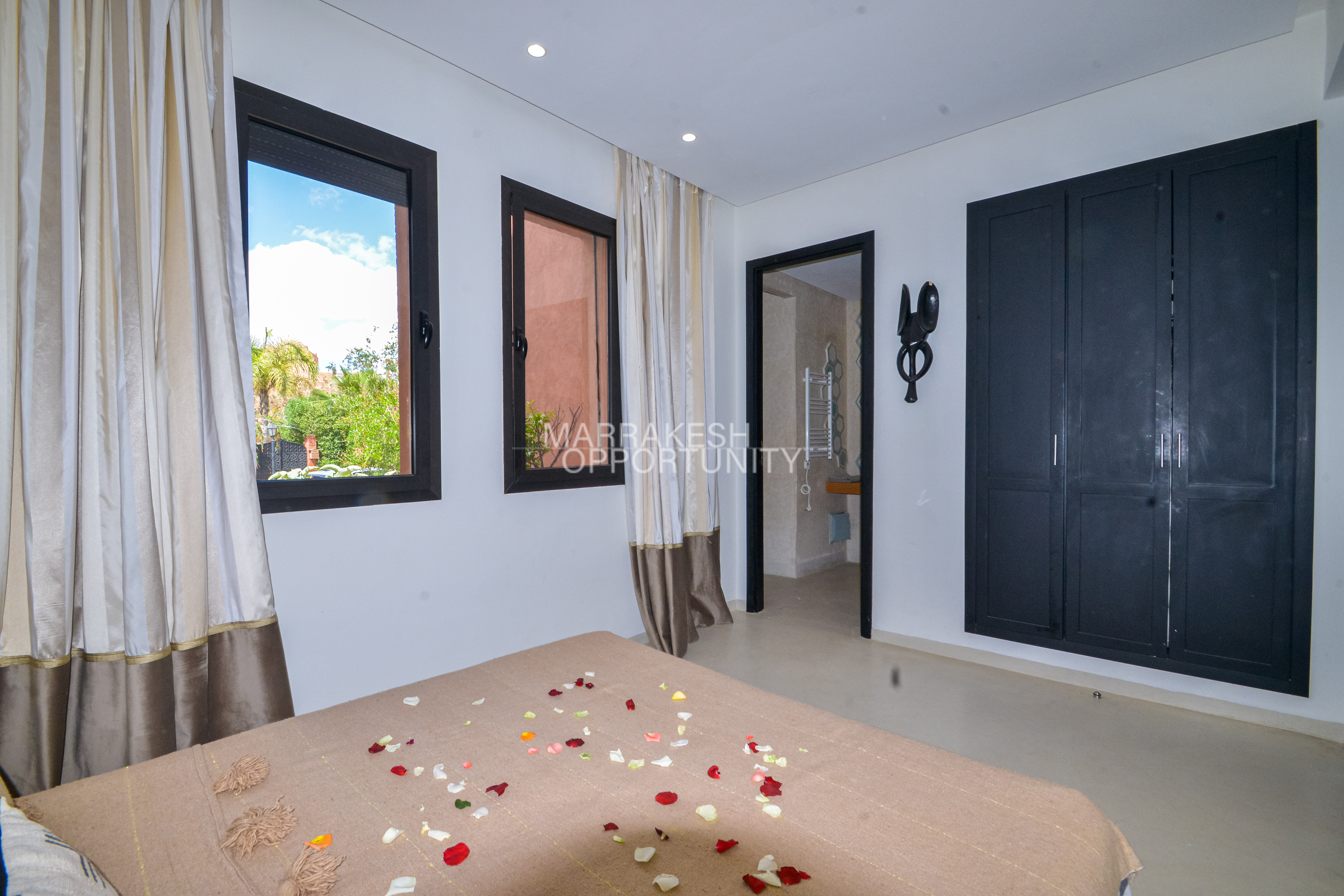 Furnished Villa for Seasonal Rental with Pool in Palmeraie