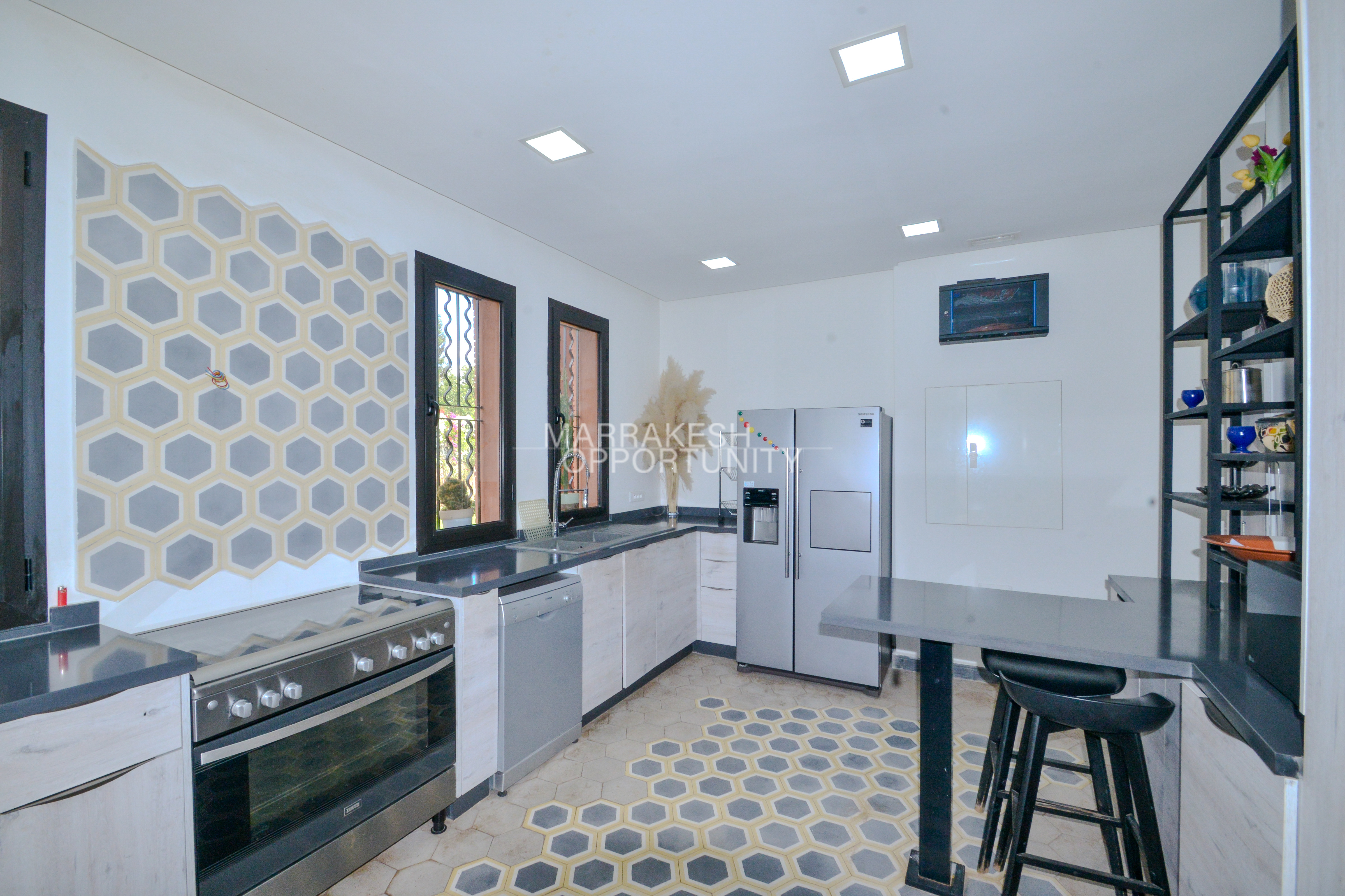 Furnished Villa for Seasonal Rental with Pool in Palmeraie