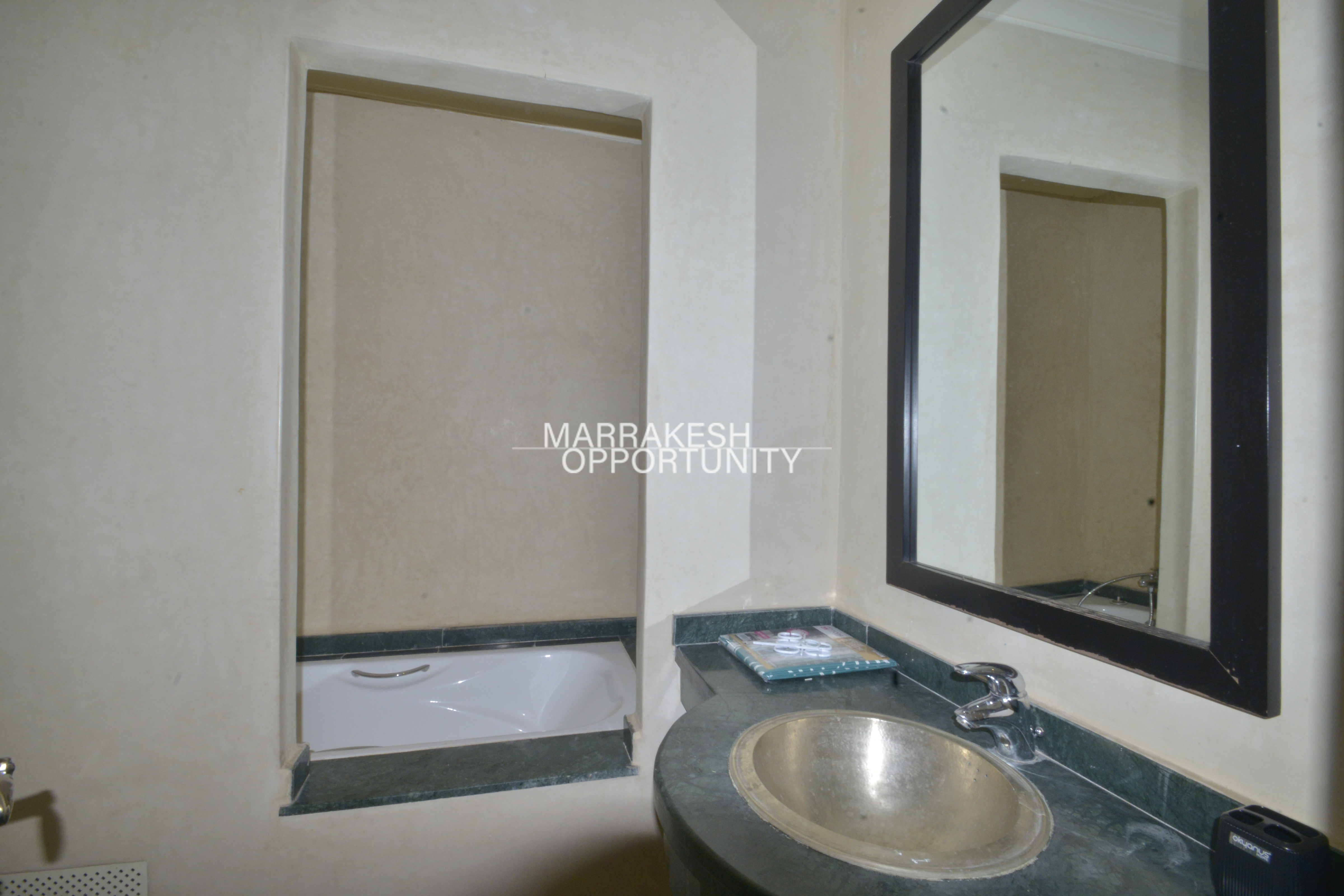 Un bel appartement proposé pour la location saisonnière situé à la Palmeraie