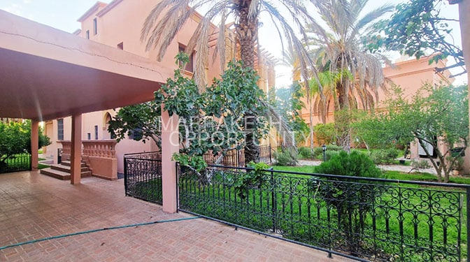 Majestueuse Villa avec piscine proposée en vente à Targa