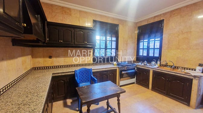 Majestueuse Villa avec piscine proposée en vente à Targa