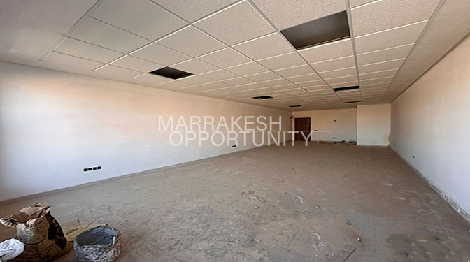 Commercial Space for Long-term Rental in Route Casa