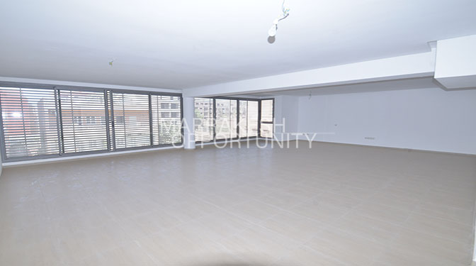 Commercial Space for Long-term Rental in Hivernage - Photo principale