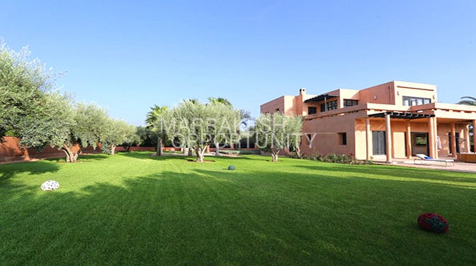 Charmante Villa Meublée avec piscine en Location sur la Route de l&rsquo;Ourika
