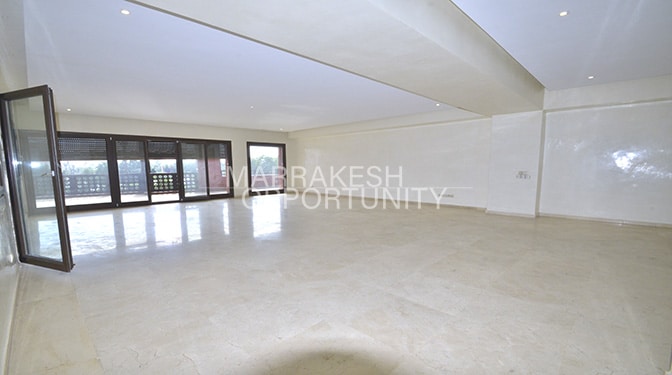 Appartement spacieux non meublé en location à Guéliz