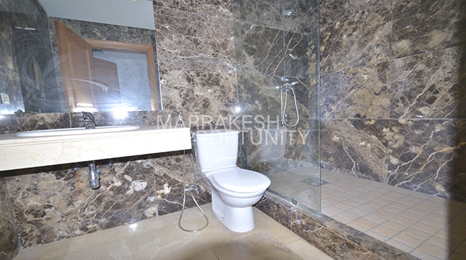 Appartement spacieux non meublé en location à Guéliz