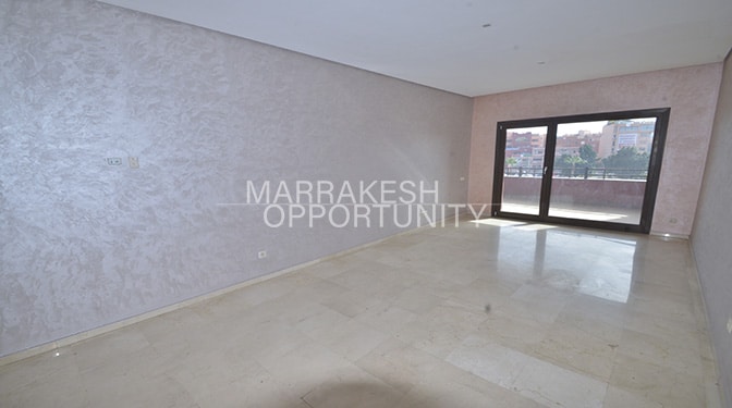 Appartement spacieux non meublé en location à Guéliz