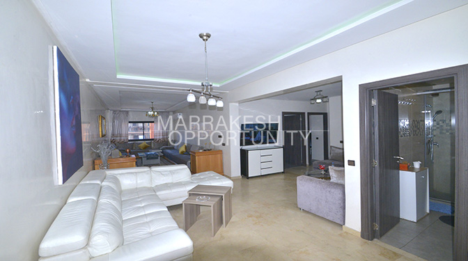 Spacious Furnished Apartment with 3 Bedrooms for Long-term Rental in Gueliz