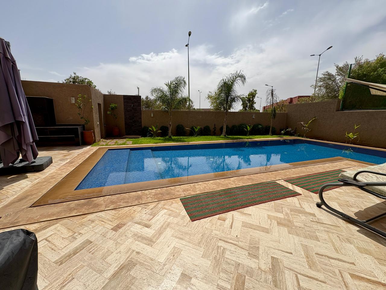 Modern Villa for Sale with Pool in Route Casa