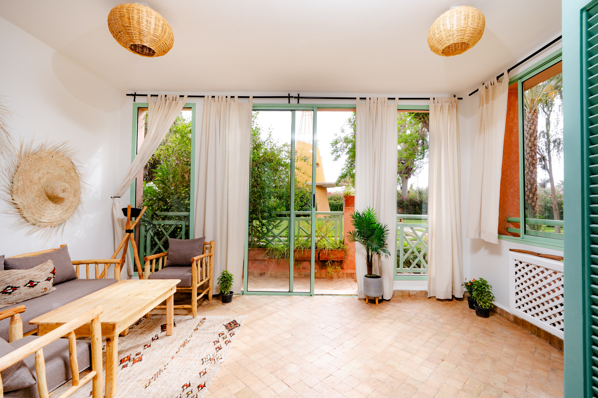 Magnificent Furnished Apartment for Seasonal Rental Garden Level in Hivernage