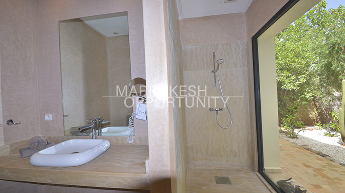 Sumptuous Furnished Villa for Seasonal Rental with Pool in Route de Fes