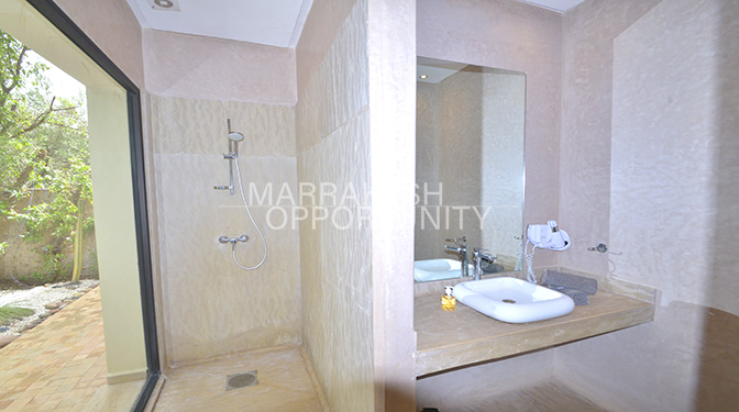 Sumptuous Furnished Villa for Seasonal Rental with Pool in Route de Fes