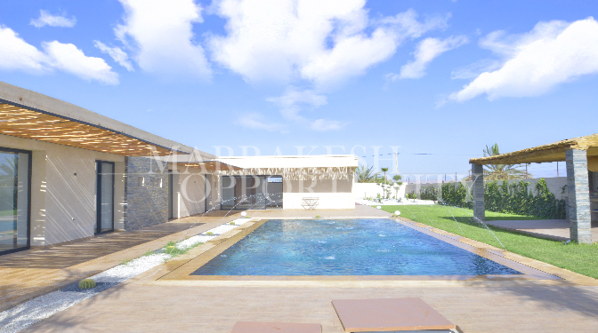 Moderne villa plain-pied à vente sur la route de l&rsquo;Ourika