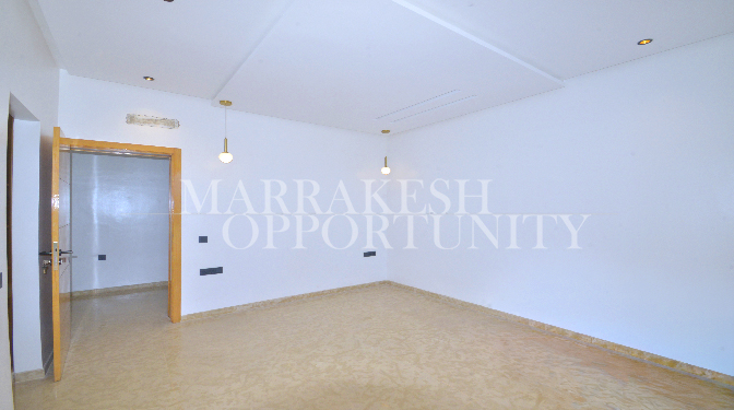 Moderne villa plain-pied à vente sur la route de l&rsquo;Ourika