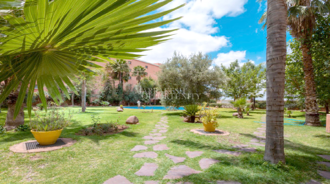 Modern Furnished Apartment for Long-term Rental in Hivernage