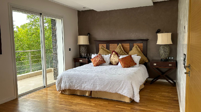 Villa for Sale in Palmeraie