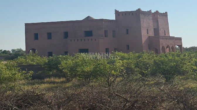 Villa for Sale in Route de Fes