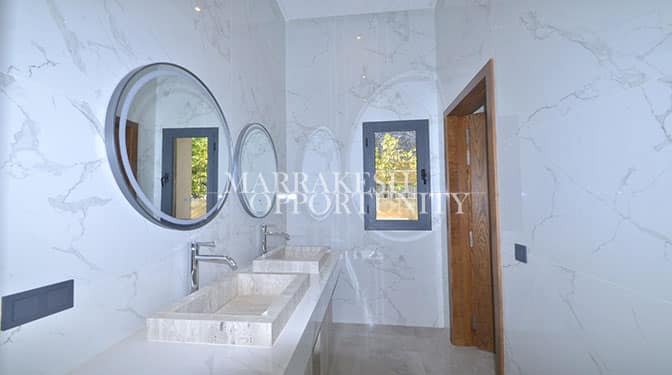 Prestigious New Villa for Sale in Route d'Amizmiz