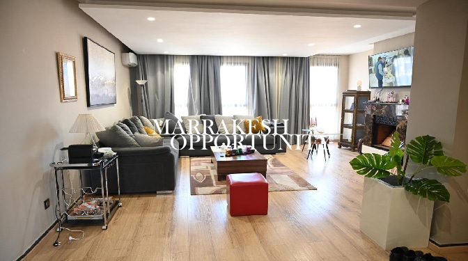 Modern Apartment for Sale in Hivernage