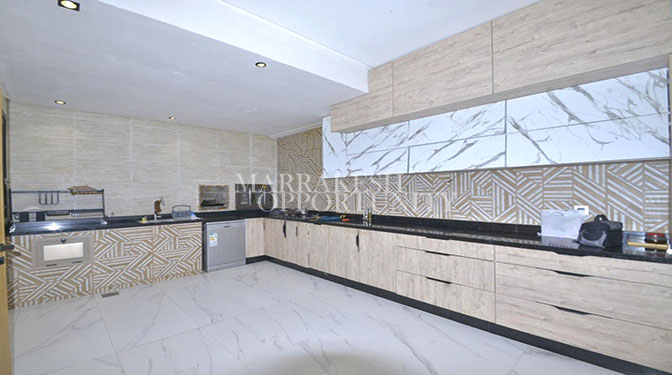 Furnished Villa Floor for Long-term Rental in Route Casa