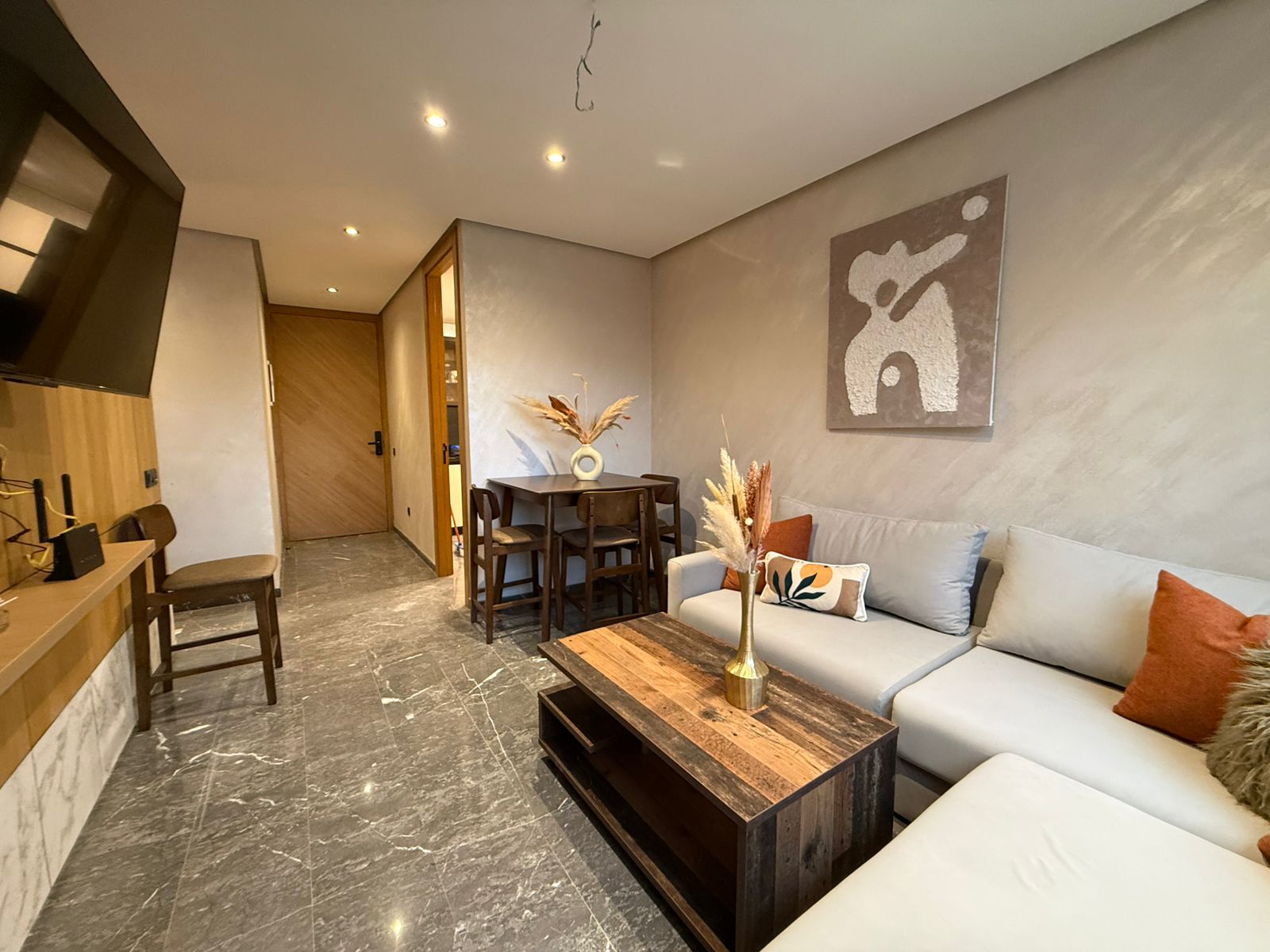 Modern Furnished Apartment for Long-term Rental in Route de Safi